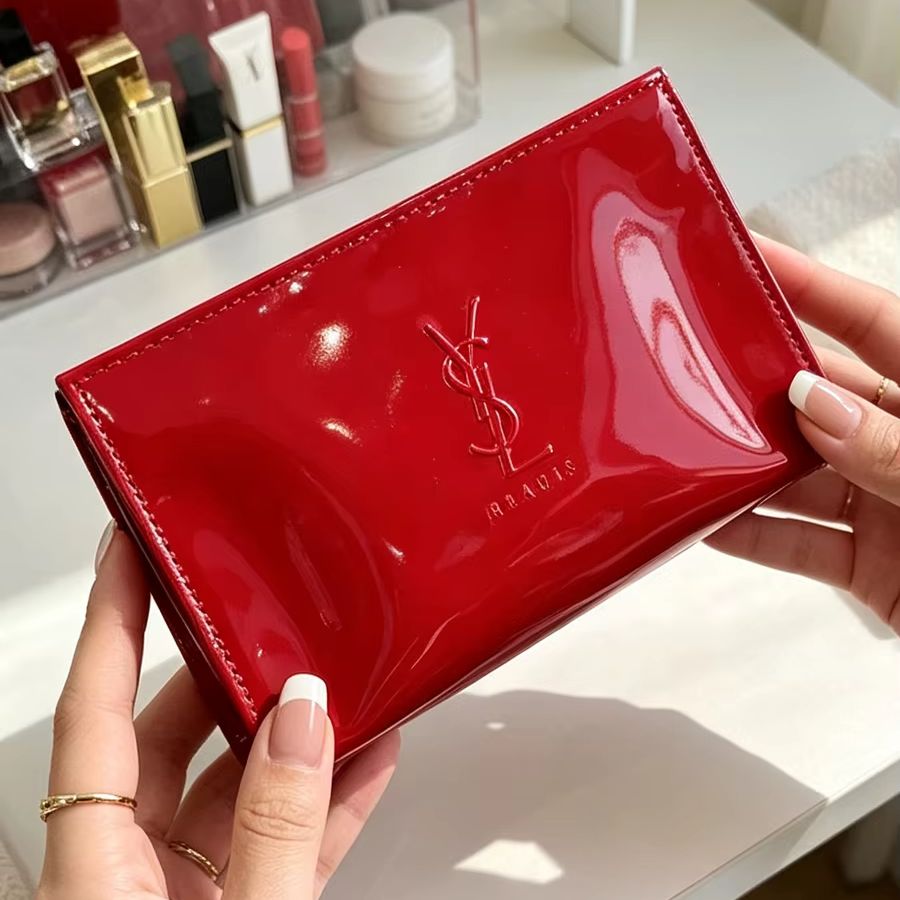 Косметичка YSL из красной лаки – обзор и цена Ysl Beauty Makeup Bag